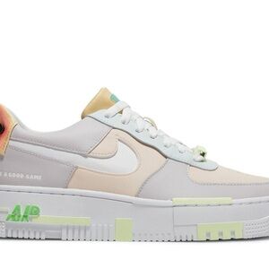 Nike Women's Sneakers in White and Cream